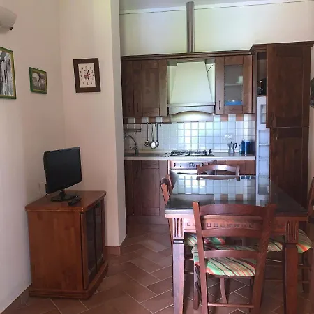 8380 L'oleandro 몬테메라노
